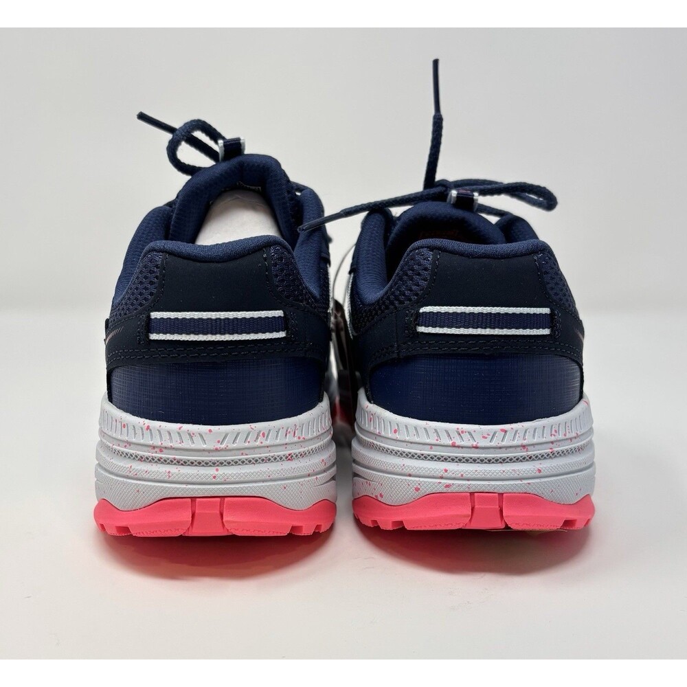 NIB Skechers Women's Size 8 Wide Fit Water Repellent Go Run Trail Altitude 2.0 - Picture 5 of 8